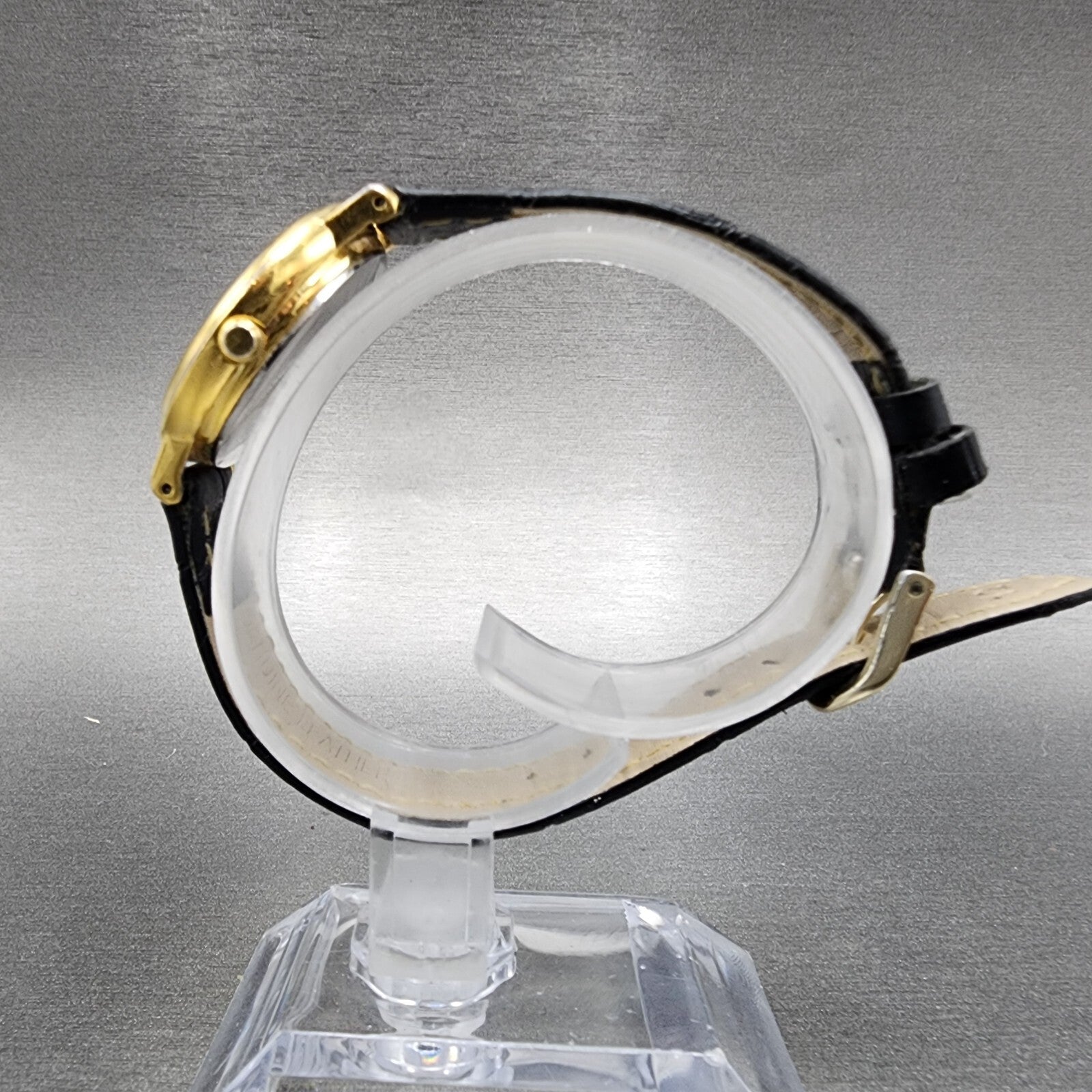 VTG Bulova Watch Women 26mm Gold Dial Gold Tone Round Leather Band New Battery6