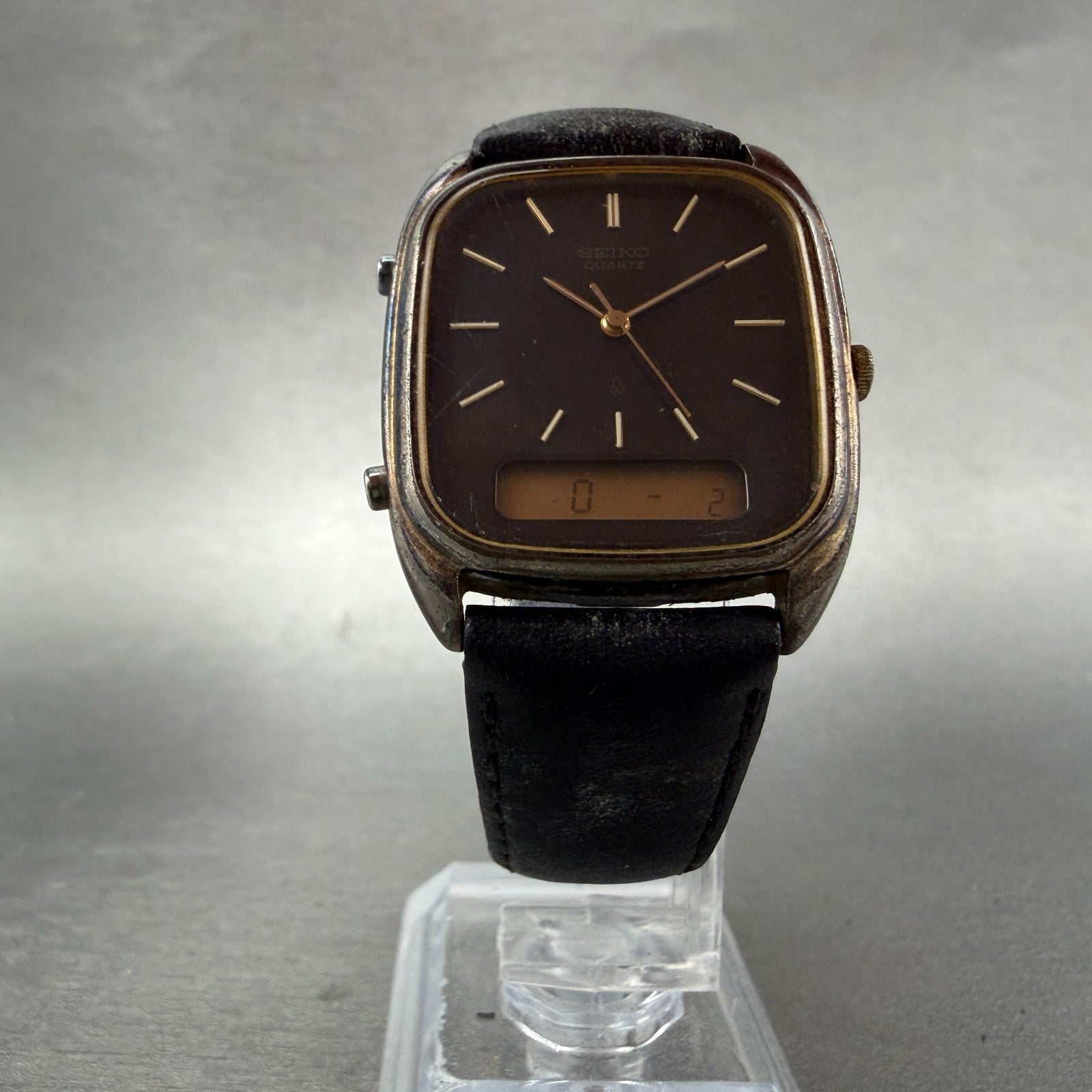 Seiko Analog Digital Watch Men 29mm Black Dial Gold Tone Rectangle H449 New BatW5
