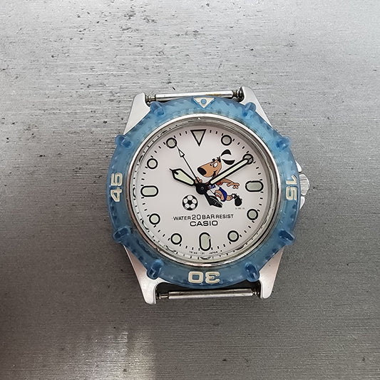 Casio World Cup Dive Watch Men 36mm White Dial Silver Tone UN4QD0 New Battery0