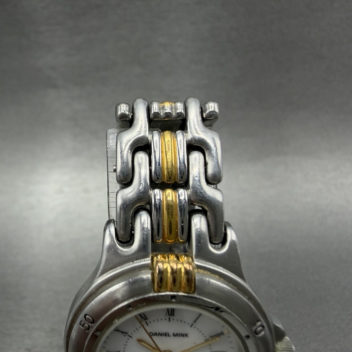 Daniel Mink Watch Women 28mm White Dial Two Tone Date Round 2651 New Battery4
