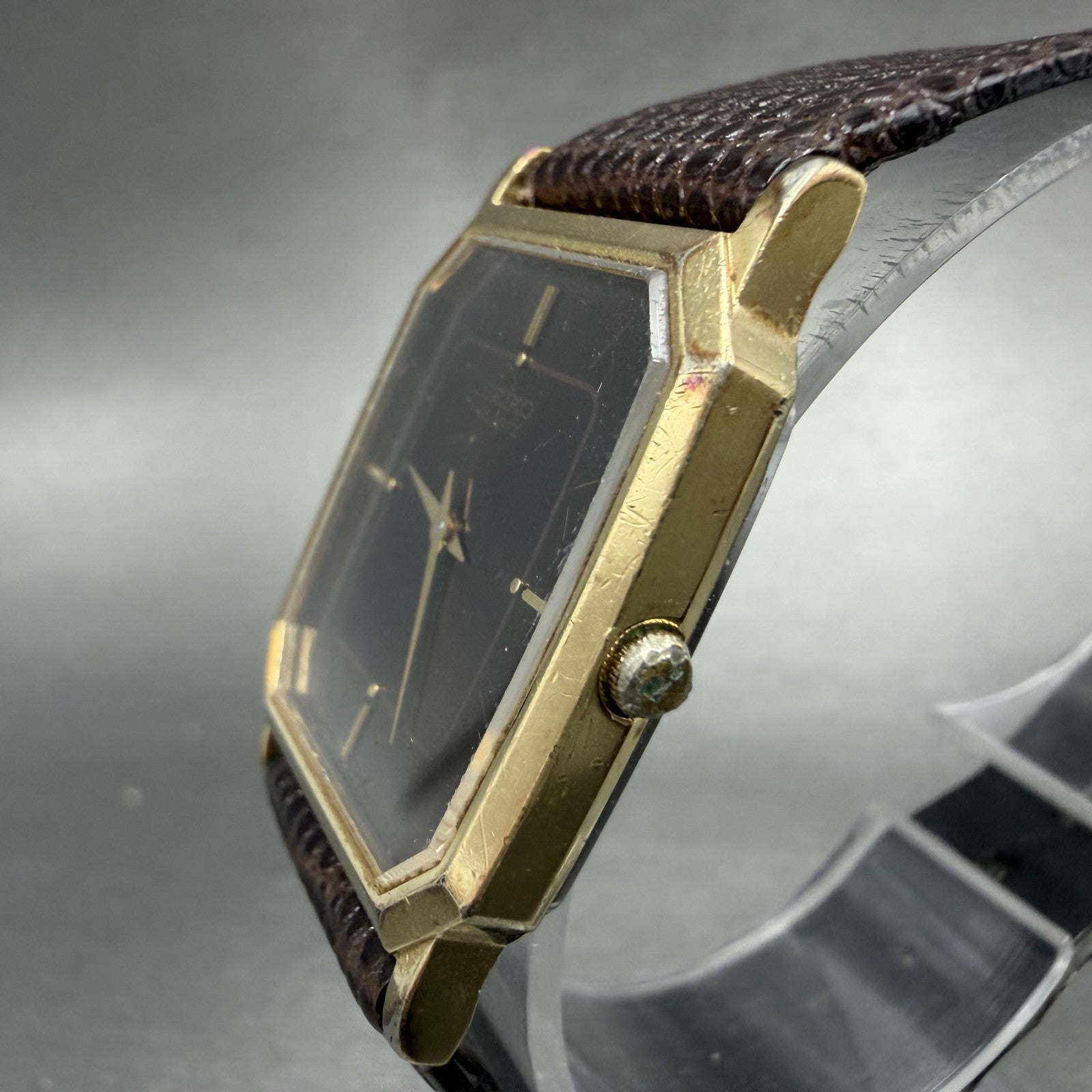 Seiko Tank Watch Men 26mm Brown Dial Gold Tone Hexagon 5P30-5079 PARTS3