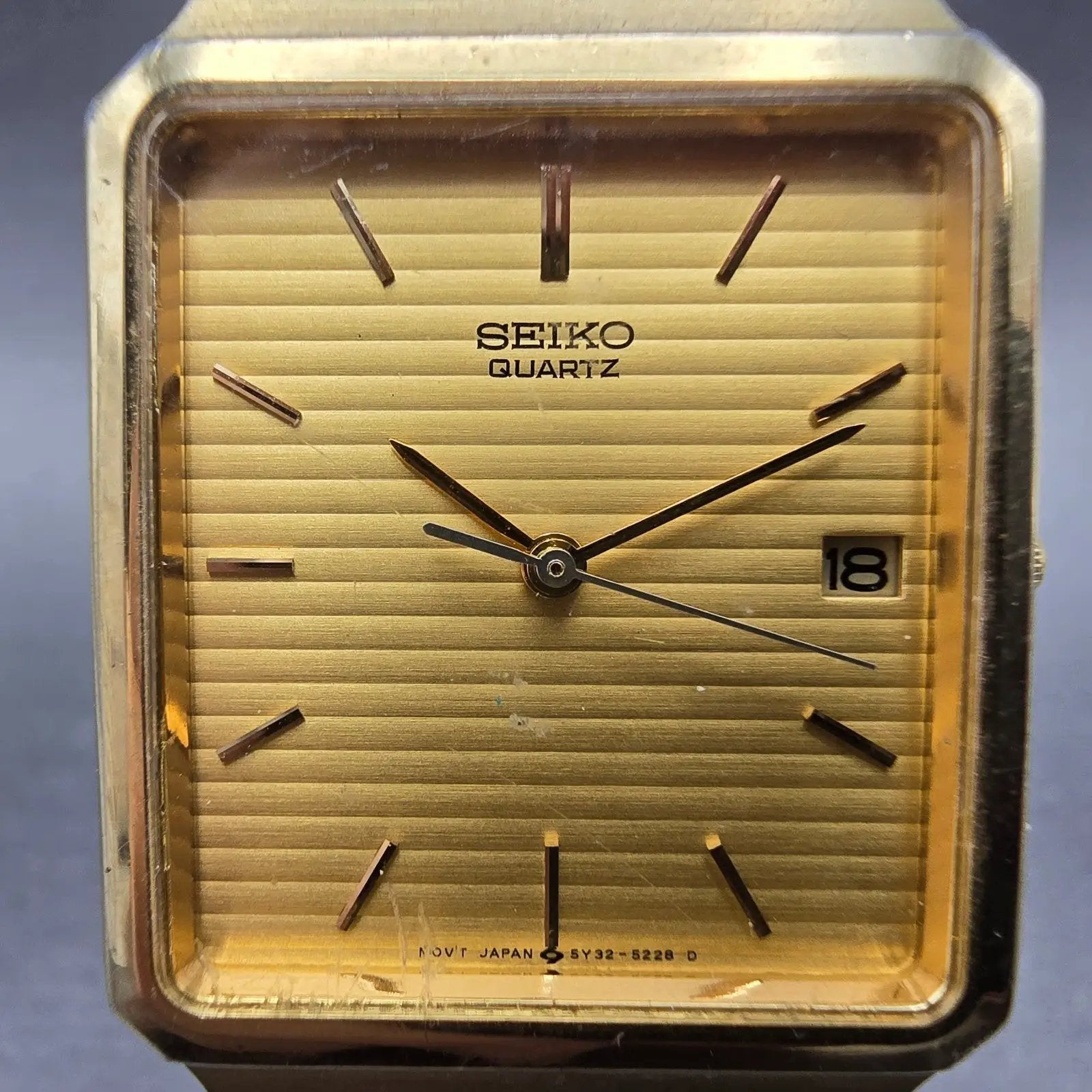 Seiko Tank Watch Men 27mm Champagne Dial Gold Tone Date 5Y32-5050 PARTS Vintage2