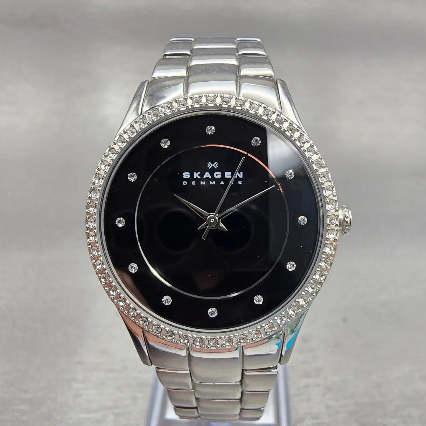 Skagen Watch Women 30mm Black Dial Silver Tone Gemmed 347SSXB New Battery0