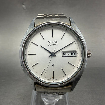 Citizen Vega Watch Men 34mm Silver Dial Silver Tone Daydate 1408-392001 PARTS0