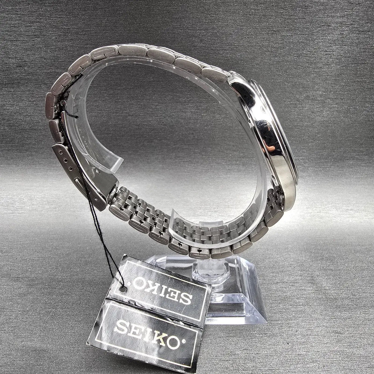 Seiko Watch Men 41mm Black Dial Silver Tone Date Round 6N42-00F0 New Battery8