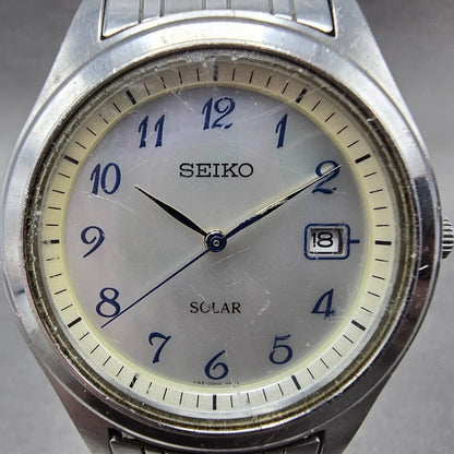 Seiko Solar Watch Men 36mm MOP Dial Silver Tone Date Round V145-0BS0 Runs1