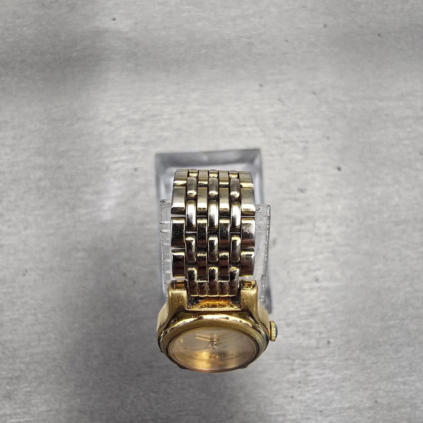 Seiko Watch Women 17mm Gold Dial Gold Tone Oval 1N01-5E60 New Battery Vintage4