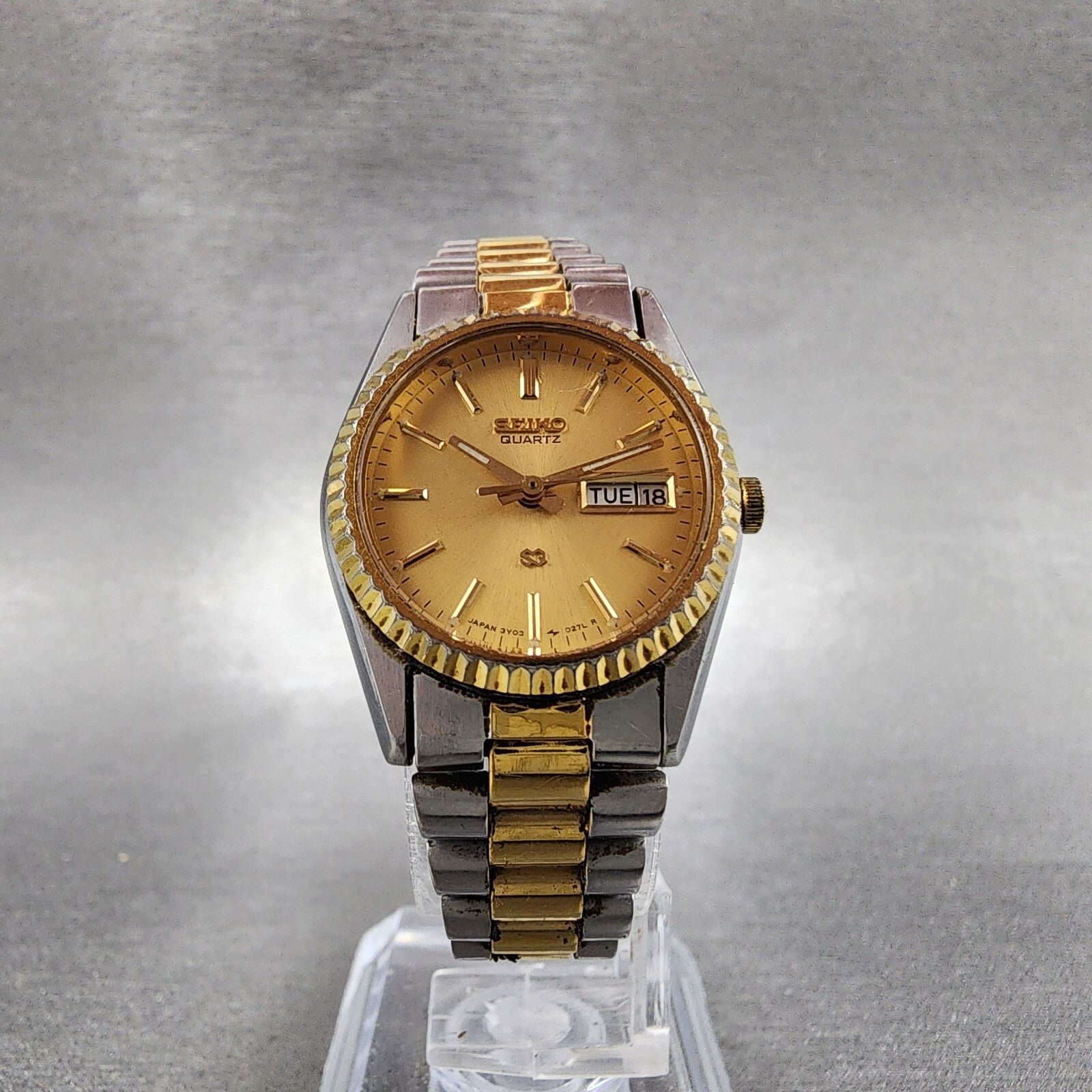 Seiko SQ Watch Women 24mm Gold Dial Two Tone Daydate 24mm Round New Battery B125