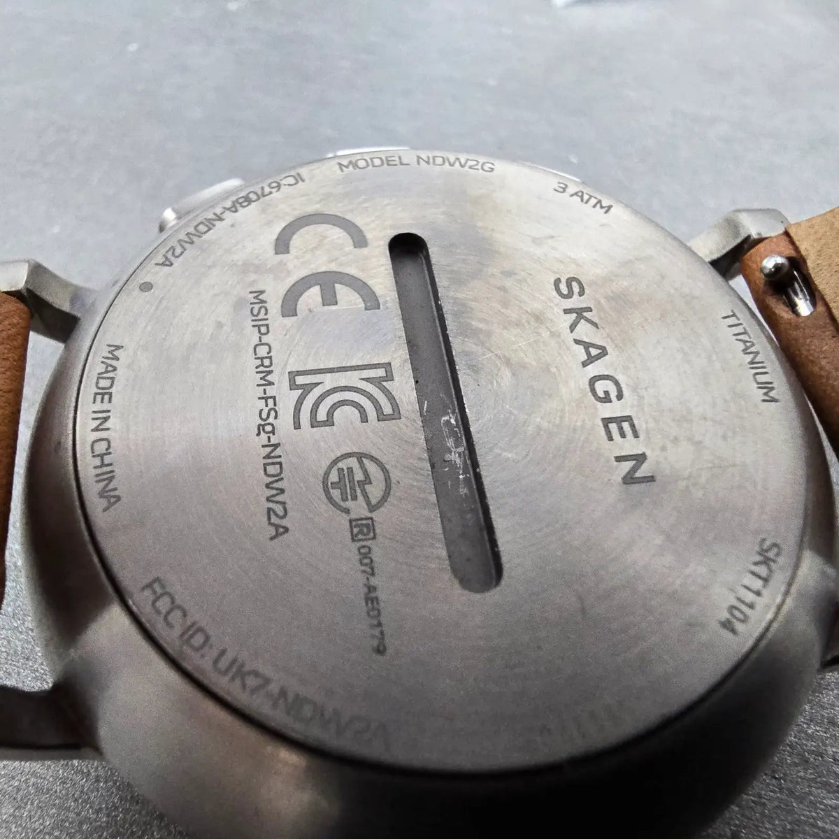 Skagen Connected Watch Men 42mm Gray Dial Silver Tone SKT1104 New Battery9