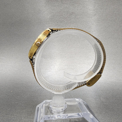 Seiko Mickey Mouse Watch Women 22mm Champagne Dial Gold Tone Daydate New Battery6
