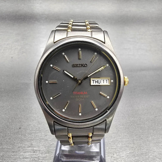 Seiko Titanium Watch Men 36mm Gray Dial Daydate Round 7N43-9069 New Battery VTG0