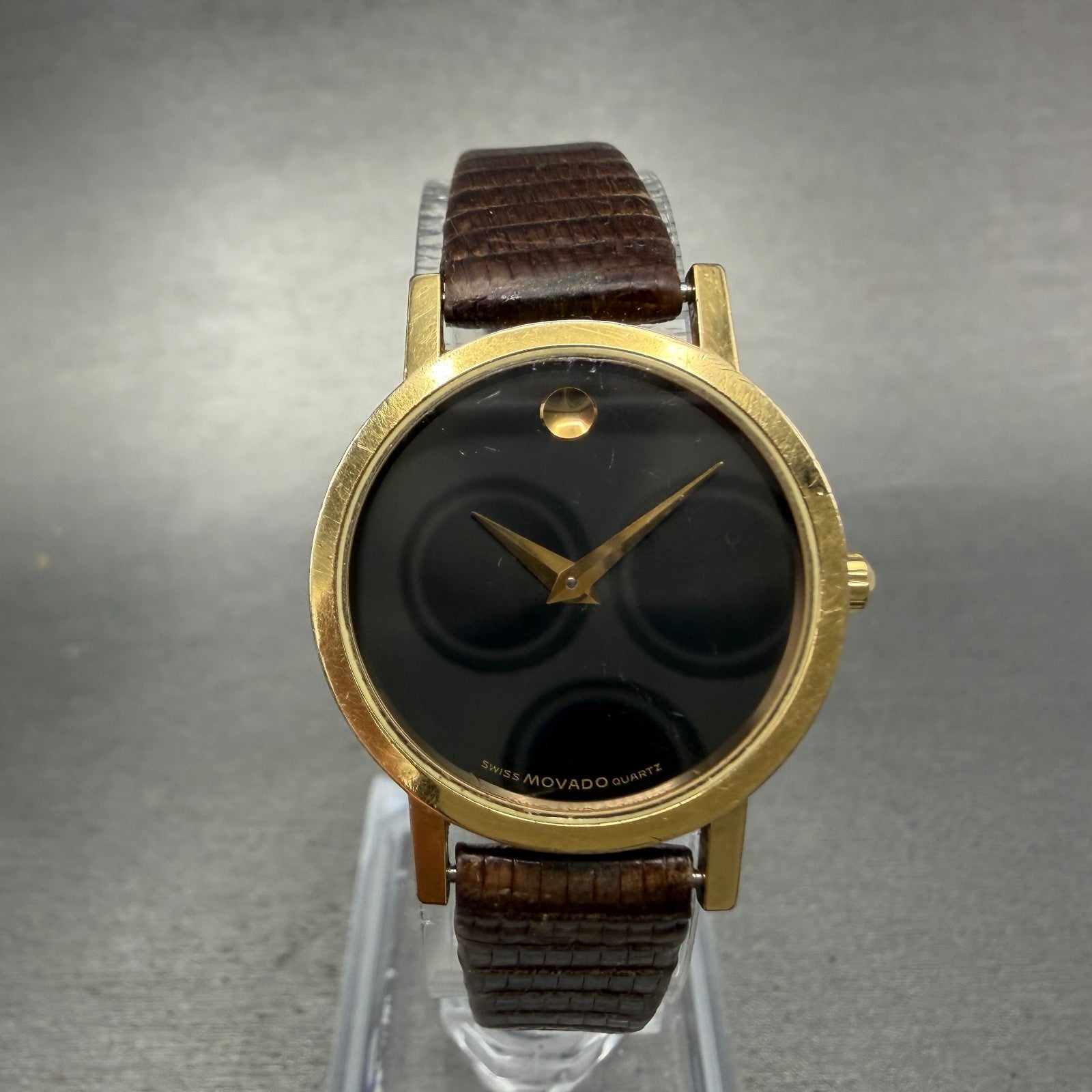 Movado Museum Watch Women 25mm Black Dial Gold Tone Round 87-25-832 New Batt ABC0