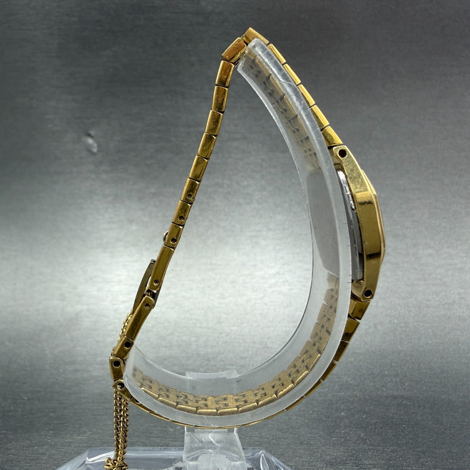 Seiko Watch Women 17mm Champagne Dial Gold Tone Rectangle 2C20-5749 New Battery28