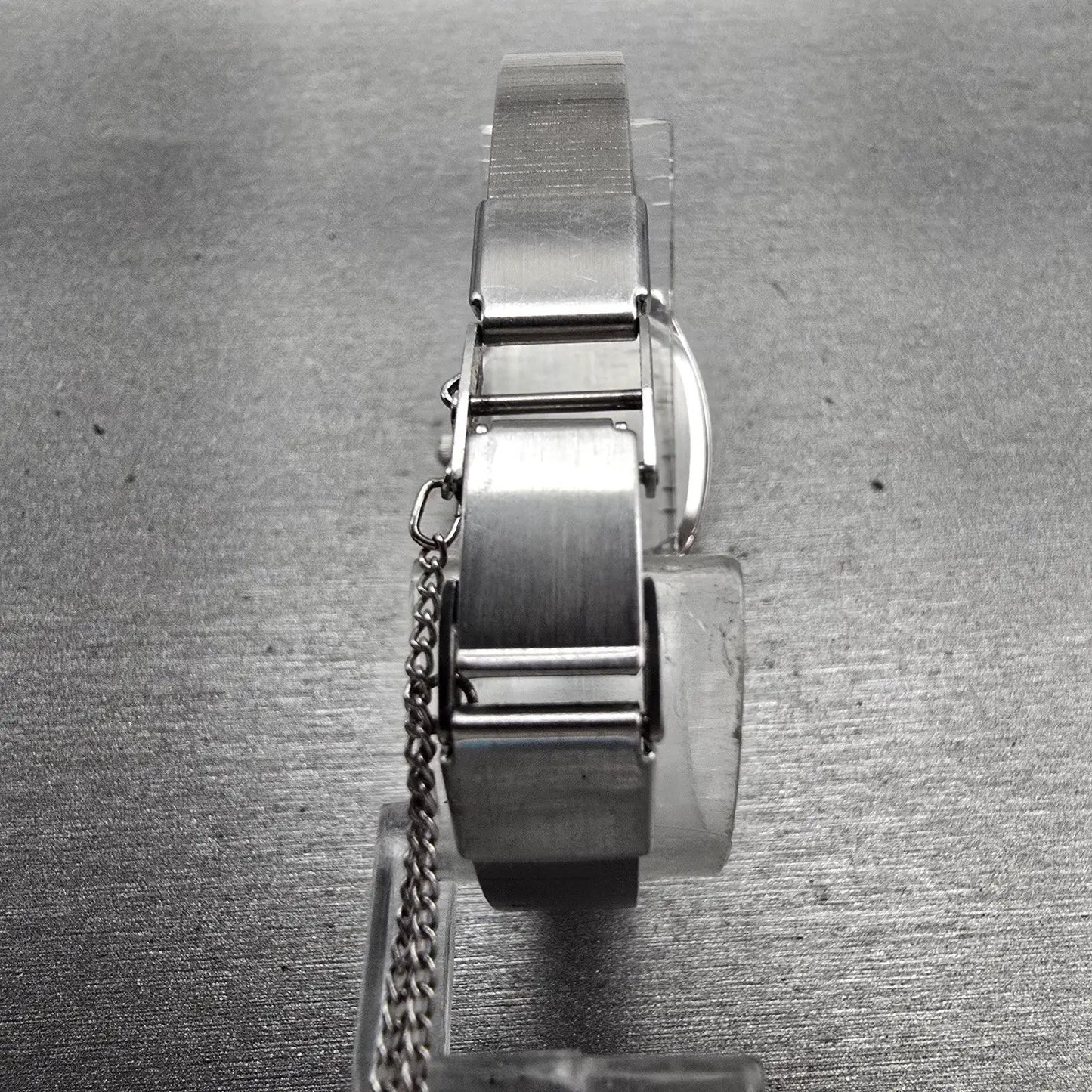 Seiko SQ Watch Women 22mm Black Dial Silver Tone Daydate 3423-5080 New Battery7