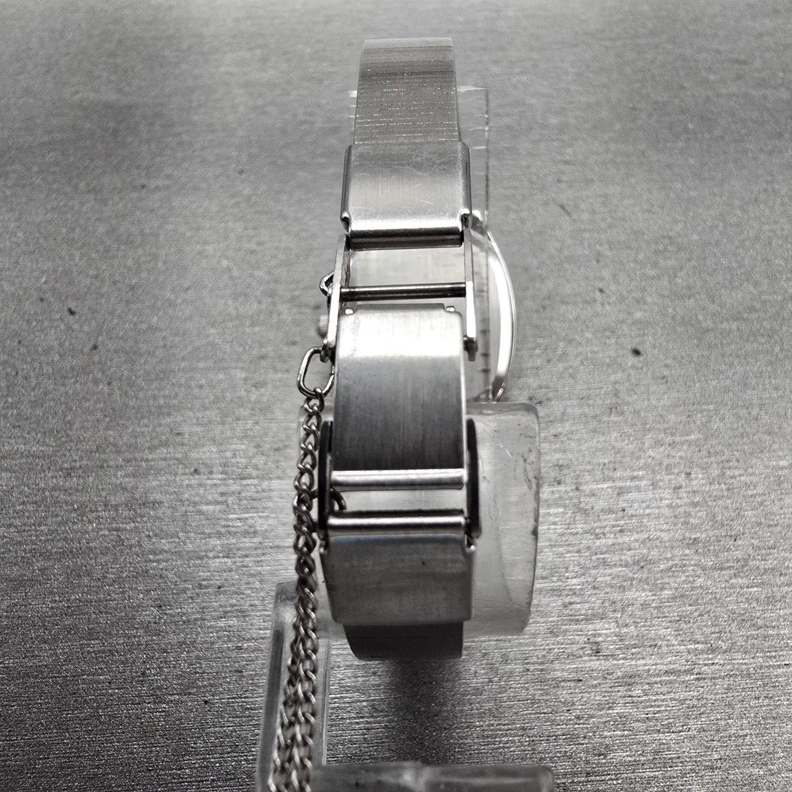 Seiko SQ Watch Women 22mm Black Dial Silver Tone Daydate 3423-5080 New Battery7