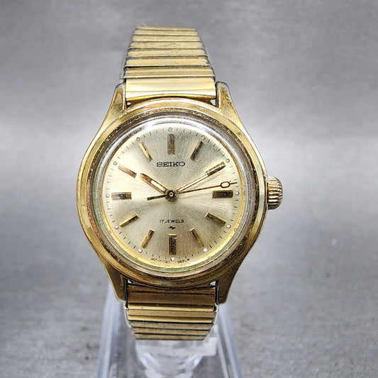Seiko Watch Women 25mm Champagne Dial Gold Tone Manual Round 11040250 Runs0