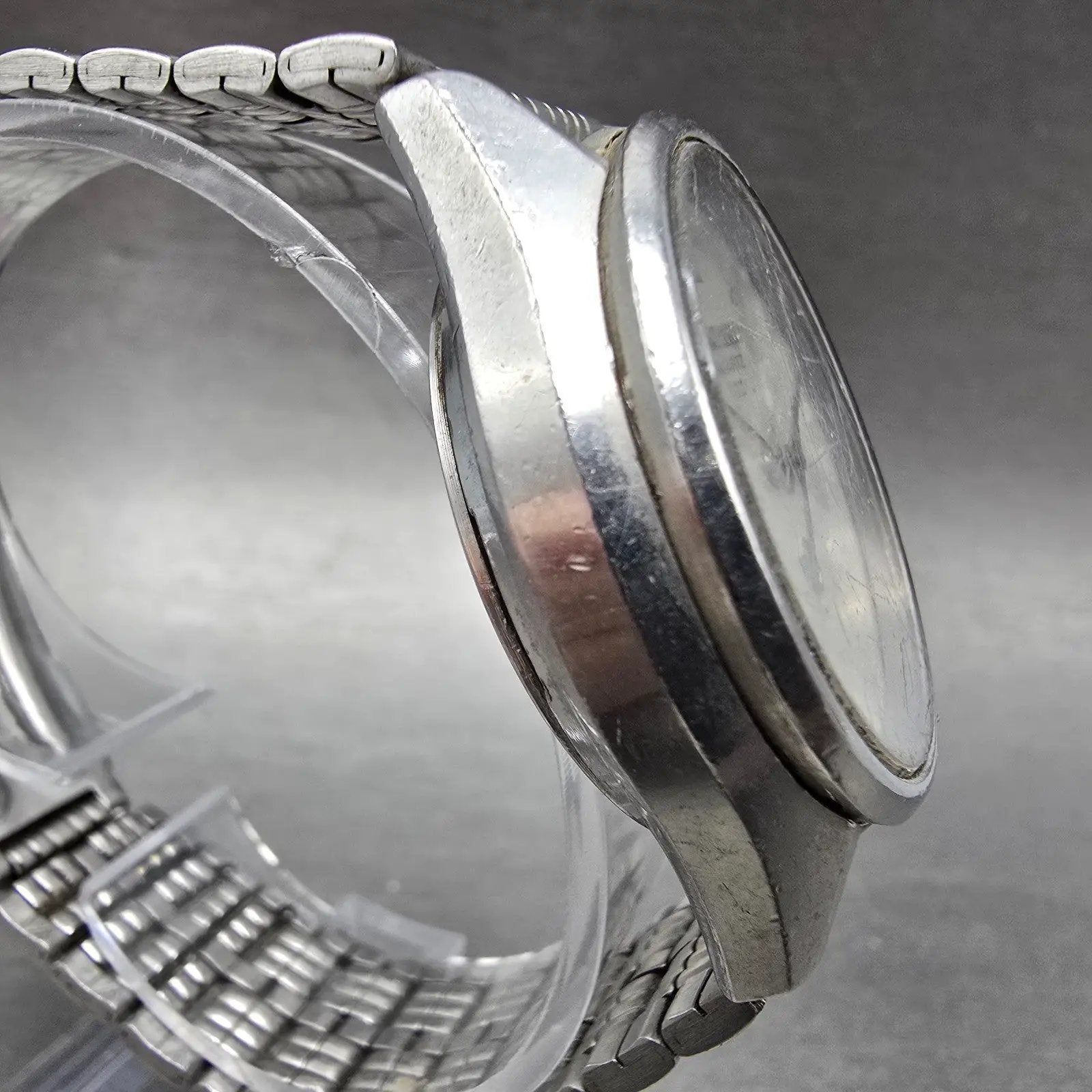 Seiko QZ Watch Men 36mm Silver Dial Silver Tone Round 0920-8000 New Battery VTG3