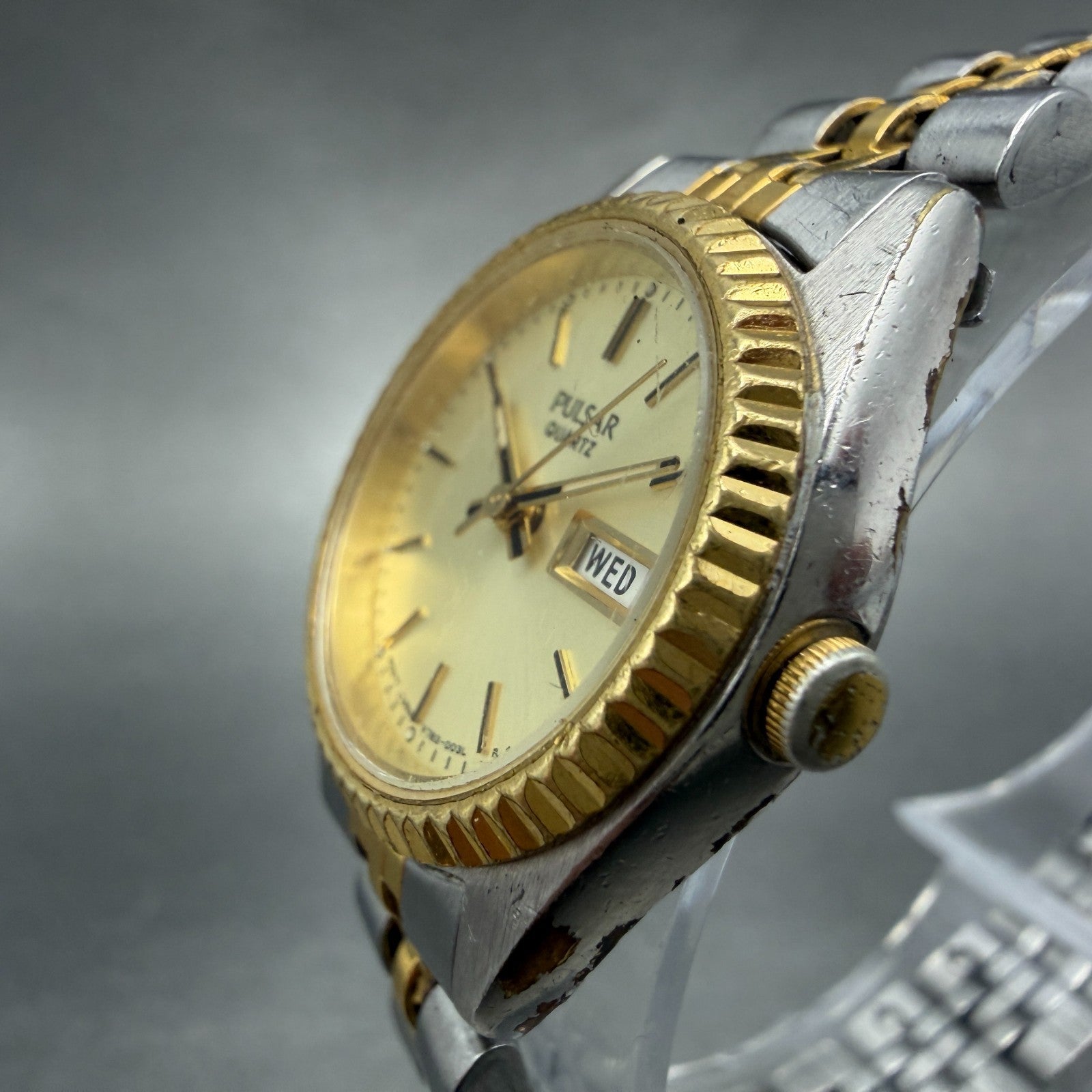 Pulsar Watch Women 24mm Champagne Dial Two Tone Daydate Round V783-0030 New Batt2