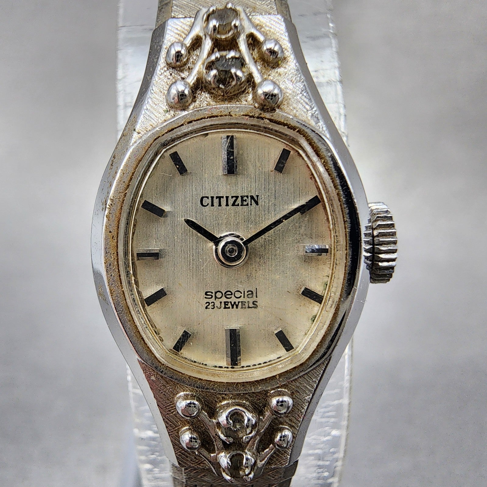 Citizen Special Watch Women 15mm Silver Dial Silver Tone Manual 4673247 Runs1
