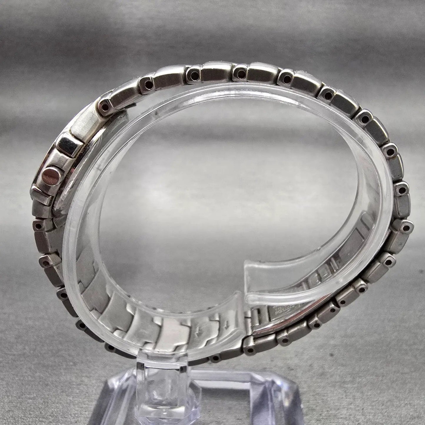 Citizen Elegance Watch Women 25mm Silver Dial Silver Tone 5930-S66161 New Batt6