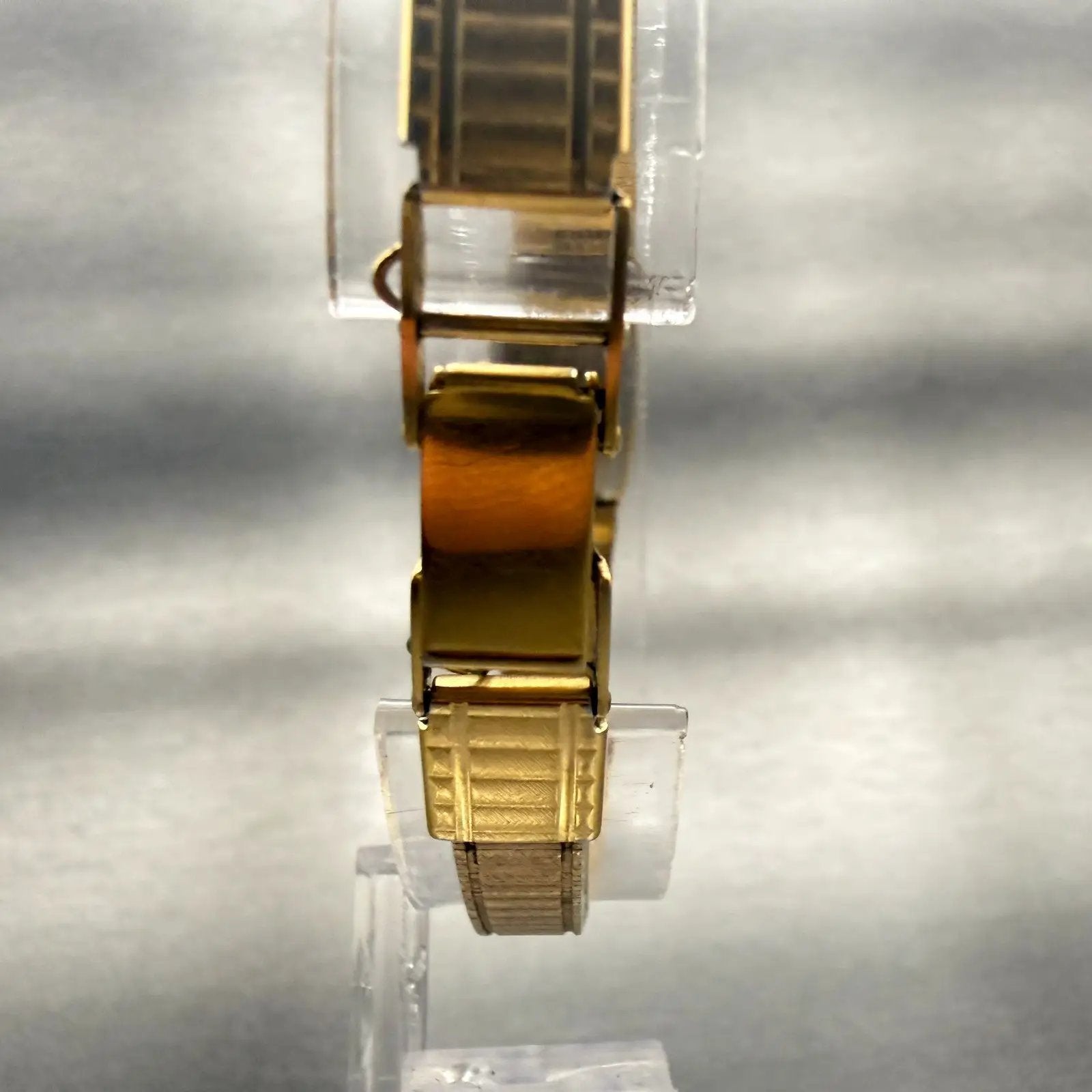Seiko Watch Women 12mm Gold Dial Gold Tone Rectangle 2E20-5129 New Battery VTG7