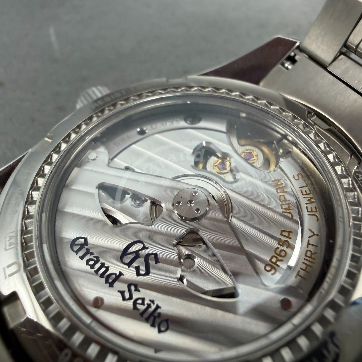 Grand Seiko Snowflake Watch Men 41mm White Dial Titanium Spring Drive SBGA21111