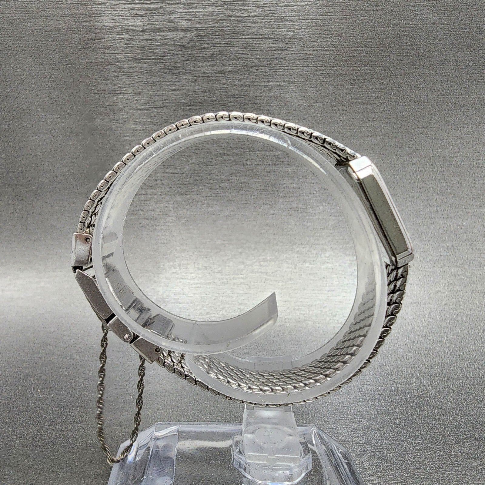 Seiko Exceline Tank Watch Women 18mm Silver Dial Silver Tone Rectangle New Batt8