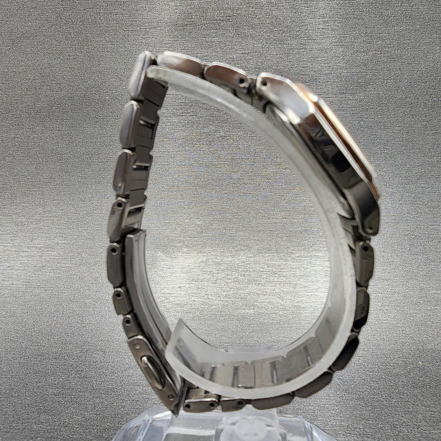 Citizen EcoDrive XC Watch Women 26mm White Dial Two Tone Date H058T017568 Runs8
