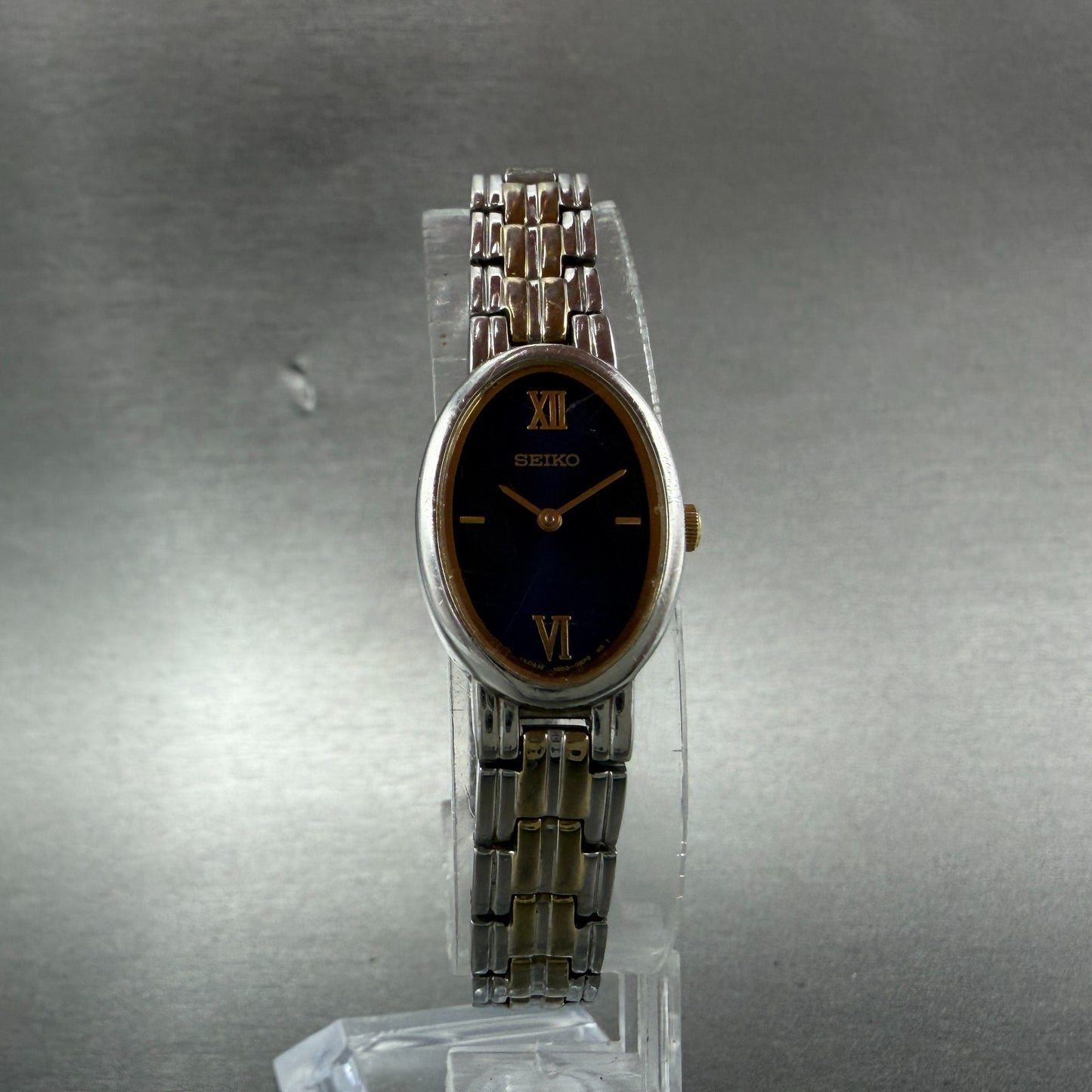 Seiko Watch Women 16mm Blue Dial Two Tone Oval Vintage 1N00-0HZ0 New Battery5