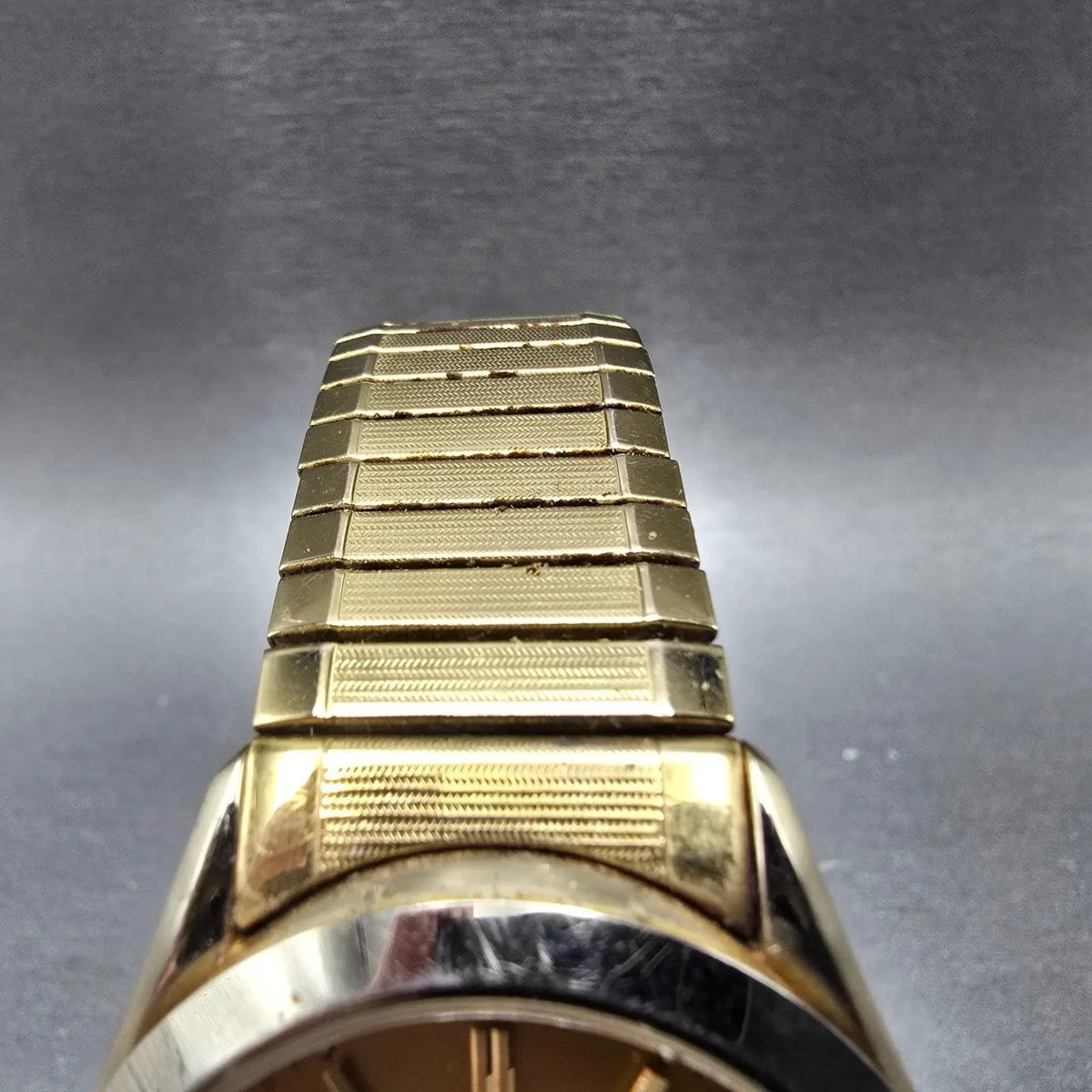 Seiko Watch Men 37mm Gold Dial Gold Tone Solar Daydate V158-0AB0 Works4