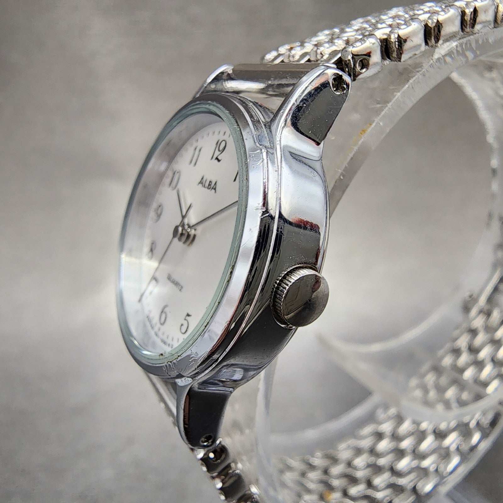 Seiko Alba Watch Women 23mm Silver Dial Silver Tone V8110780 New Battery2