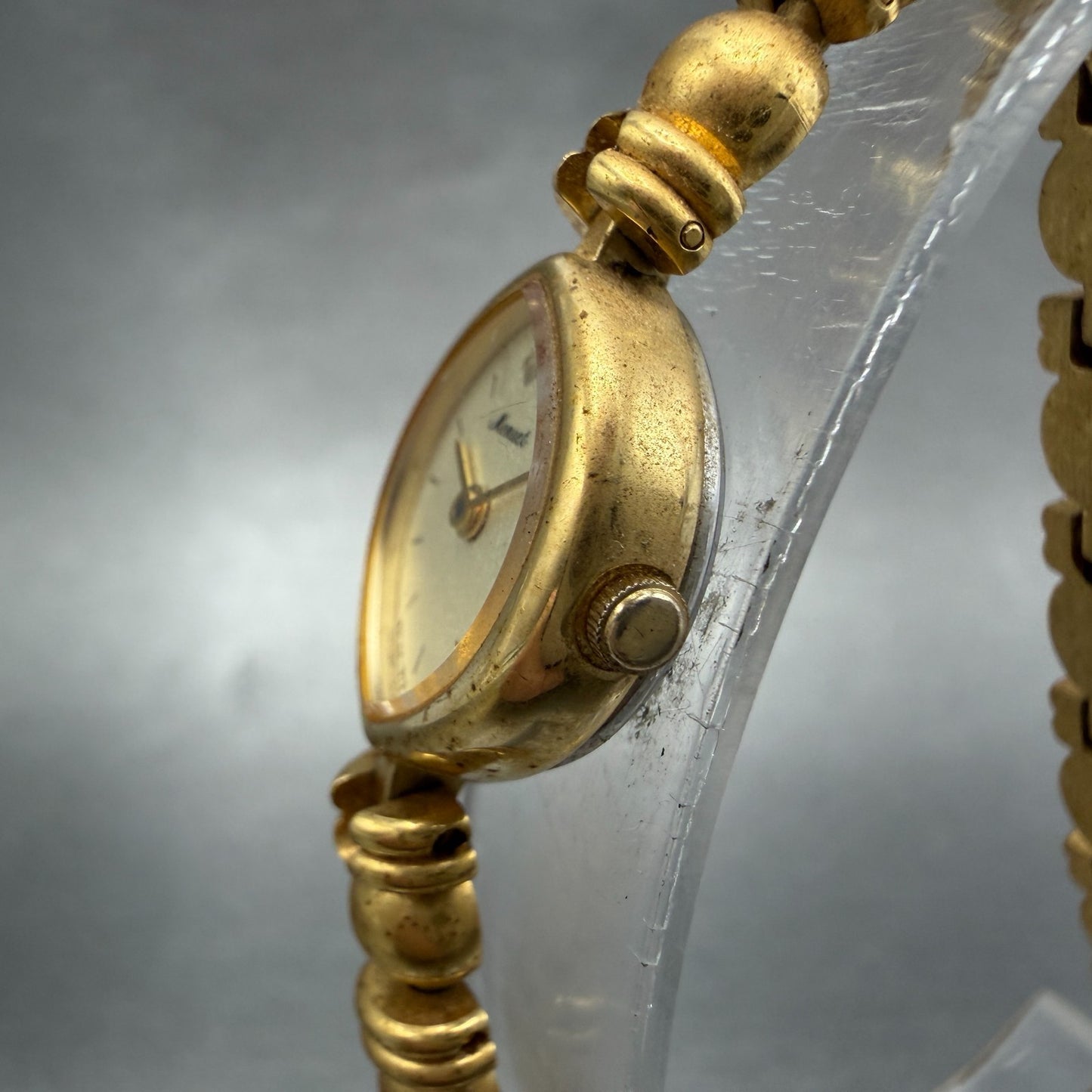 Casio Menuet Watch Women 16mm Champagne Dial Gold Tone Oval LGQ-204 New Battery2