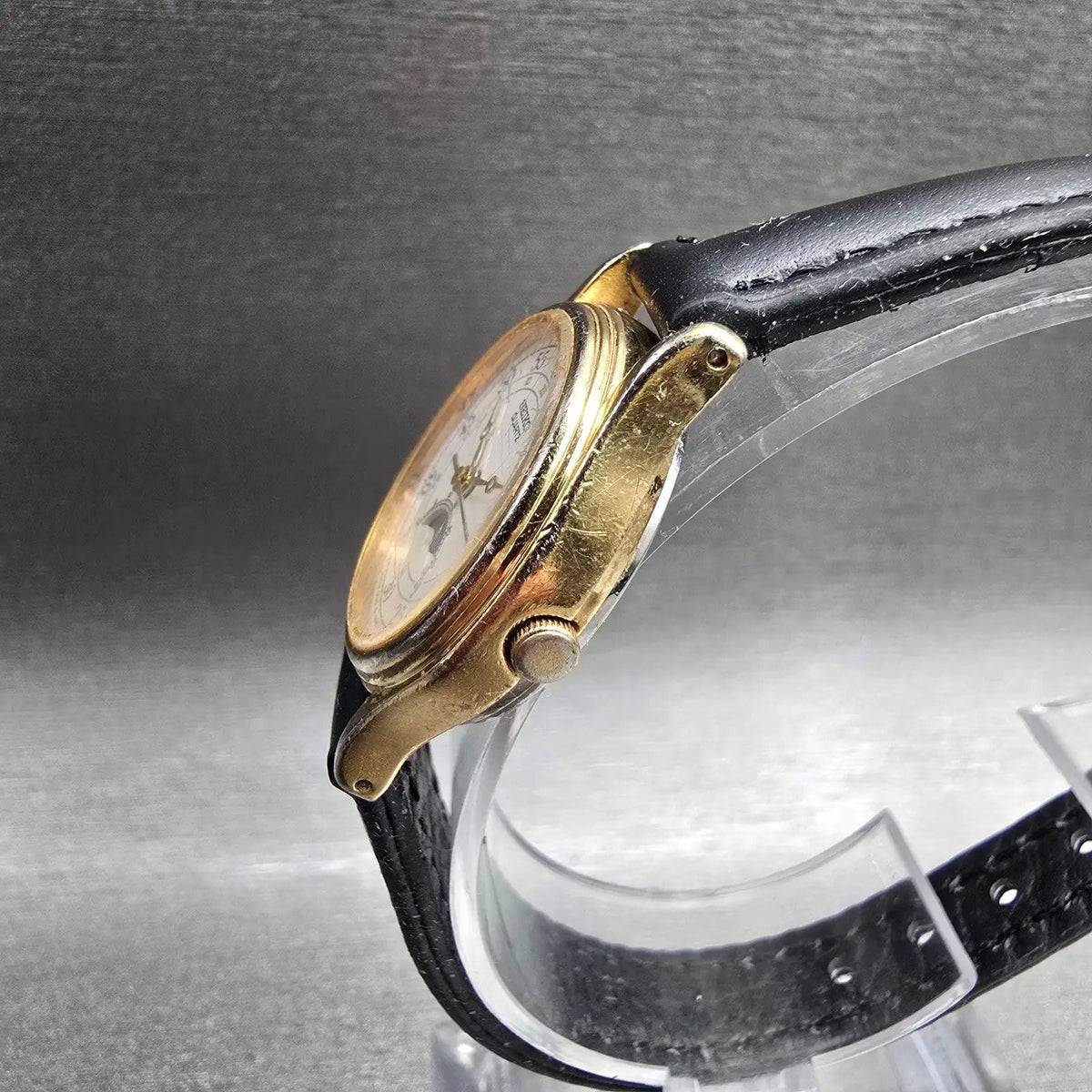 Seiko Moon Phase Watch Women 24mm White Dial Gold Round 4K22-0049 New Battery JP2