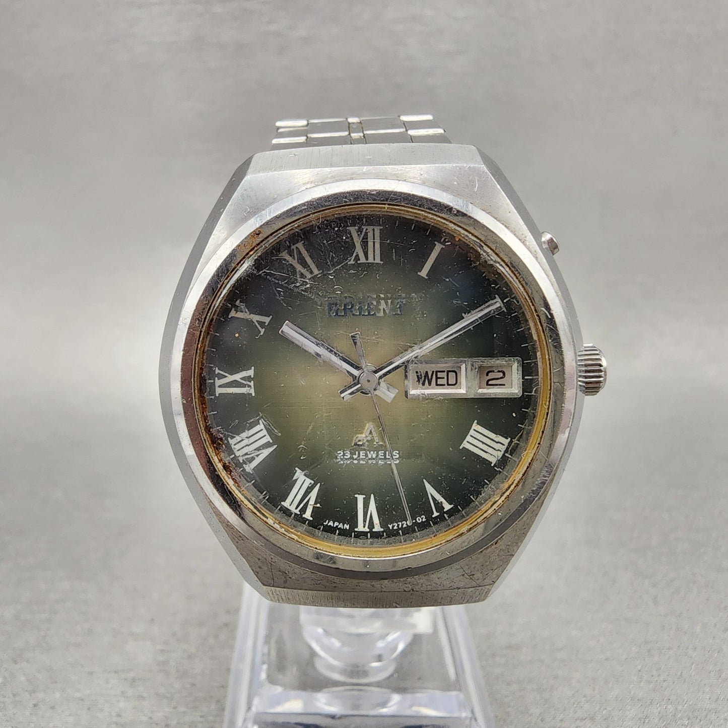 Orient Chrono Ace Watch Men 36mm Green Dial Silver Tone Daydate G42927260 PARTS0