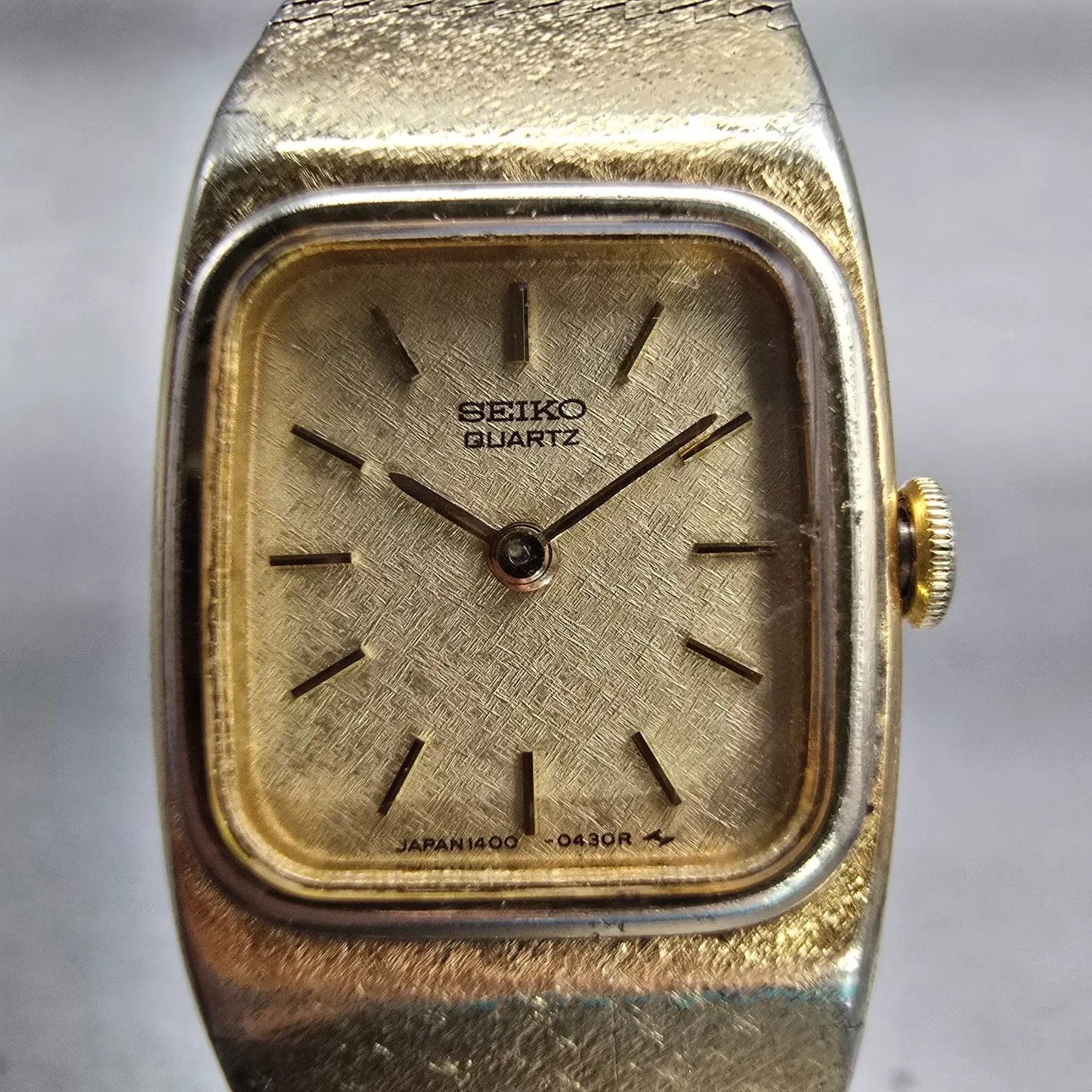 Seiko Watch Women 20mm Champagne Dial Gold Tone Rectangle 1400-5259 New Battery1