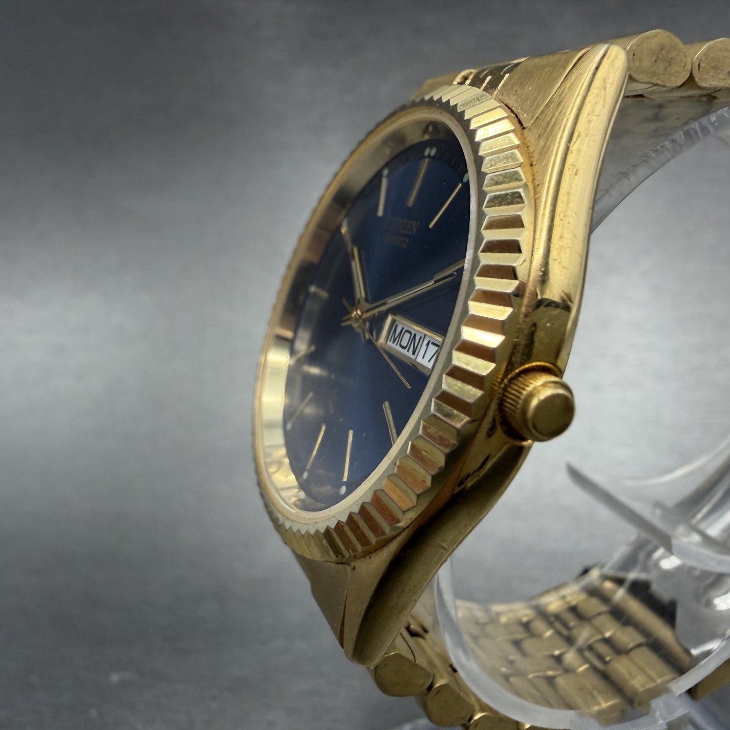 Citizen CQ President Watch Men 36mm Blue Dial Gold Tone Round Daydate New BattAB2