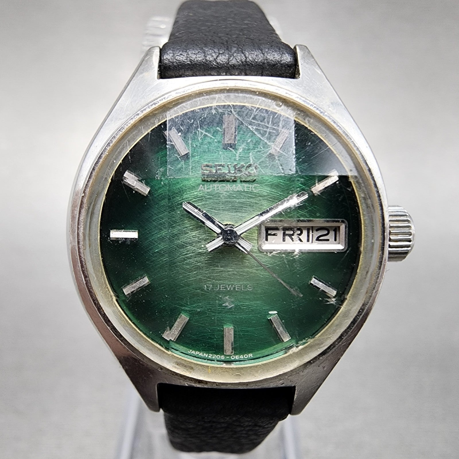 Seiko Automatic Watch Women 24mm Green Dial Silver Tone Daydate 22060300 Runs1