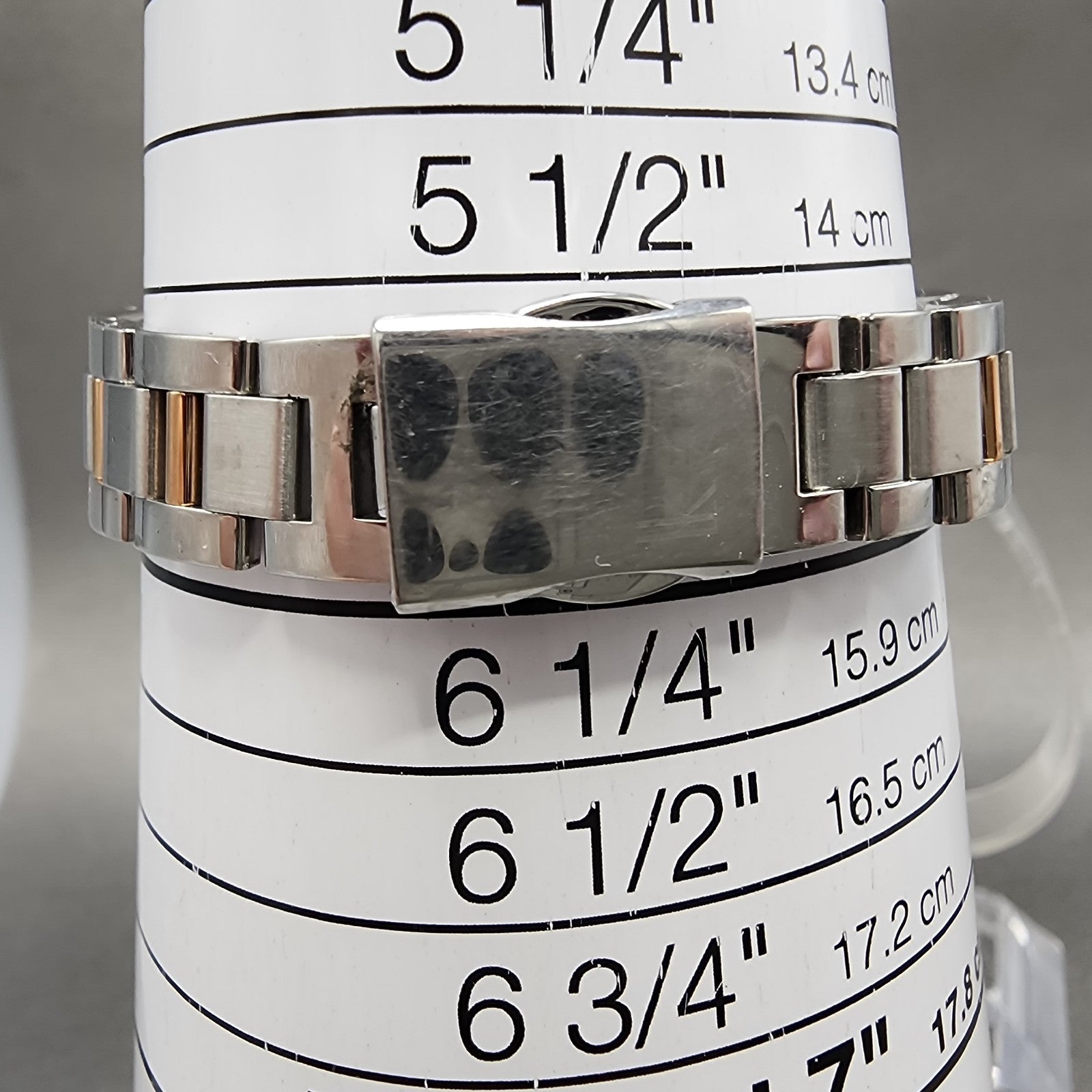 Seiko Solar Tank Watch Women 18mm White Dial Two Tone Rectangle Lukia RunsB10