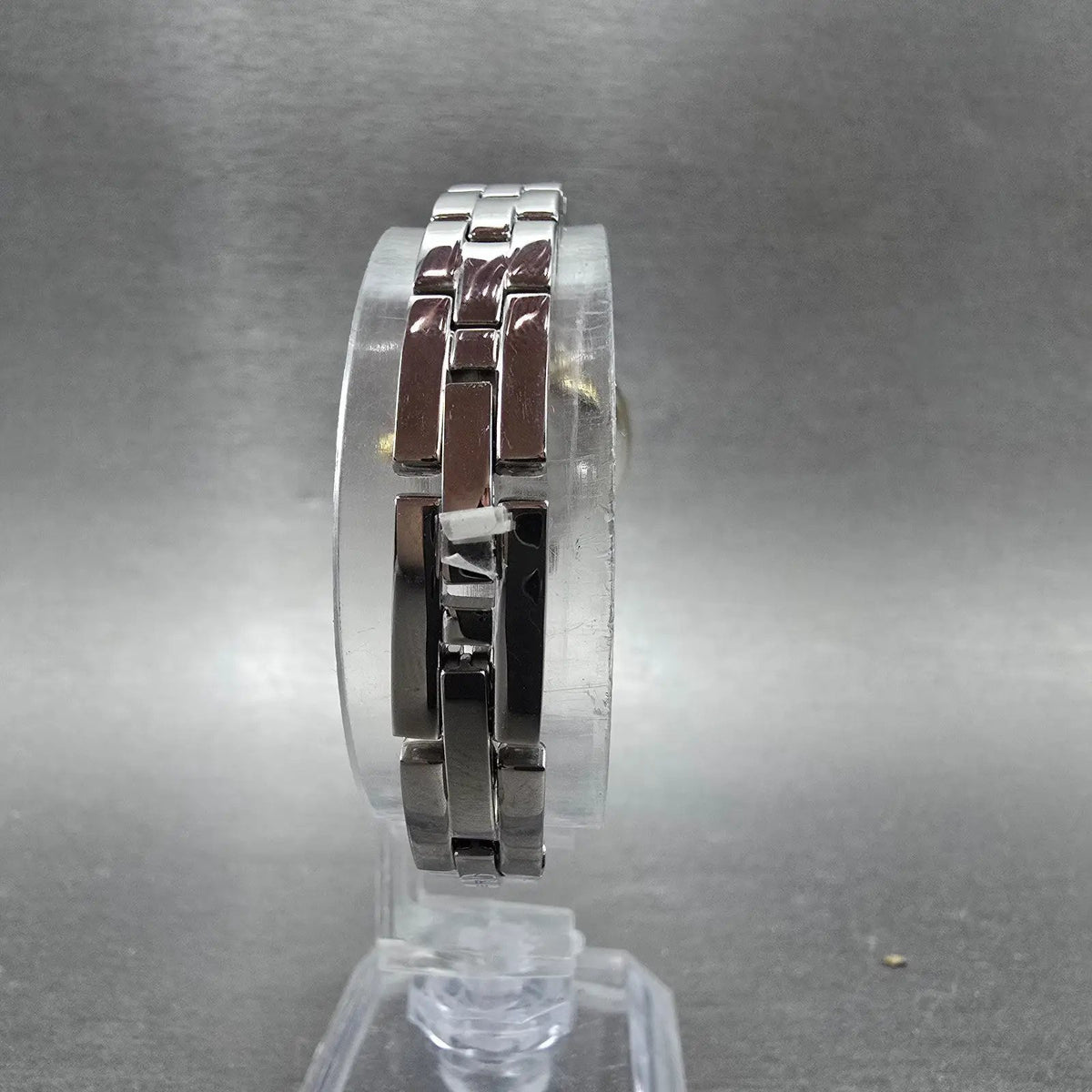 Bering Classic Watch Women 24mm Silver Dial Two Tone 11024-710 Round Works8