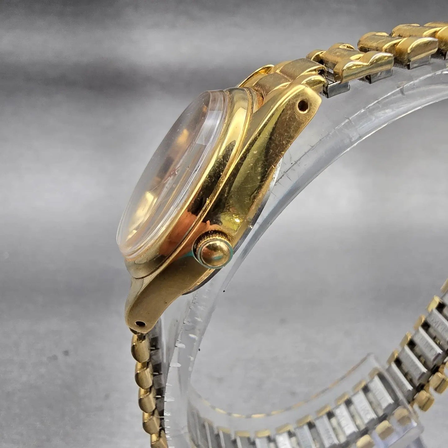 Seiko SQ Watch Women 24mm White Dial Gold Tone Daydate Round 7N83-6A09 New Batt2