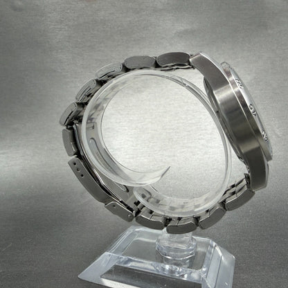 Wenger Dive Watch Men 38mm Black Dial Silver Tone Daydate Round New Battery8