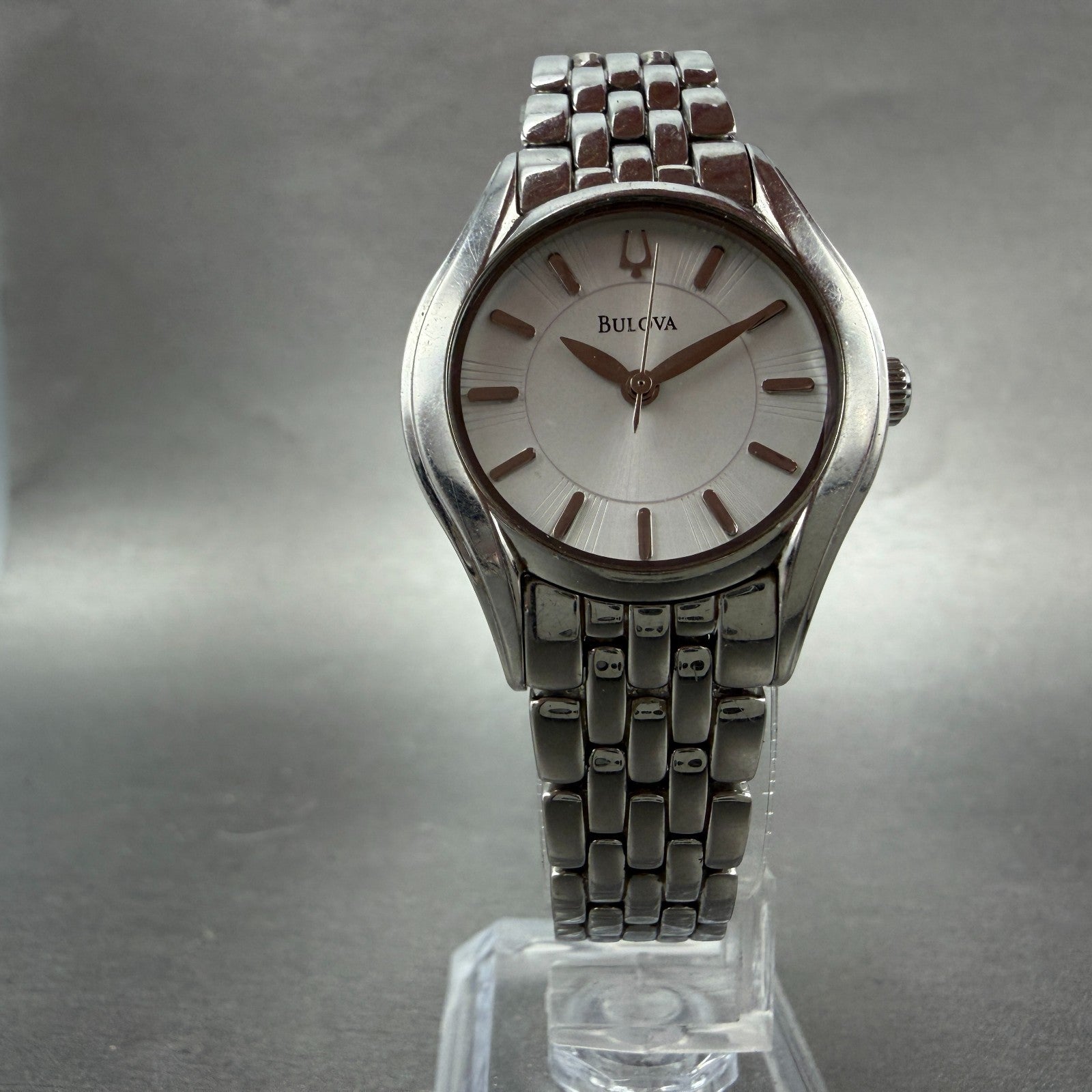 Bulova Watch Women 28mm Silver Dial Silver Tone Round 96L32 New Battery5
