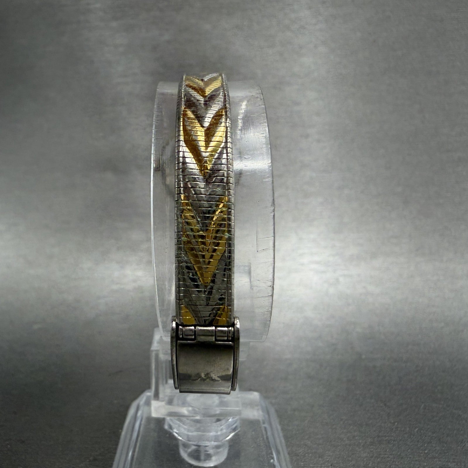 Waltham Watch Women 18mm Silver Dial Two Tone Oval Mesh Band New Battery VTG7