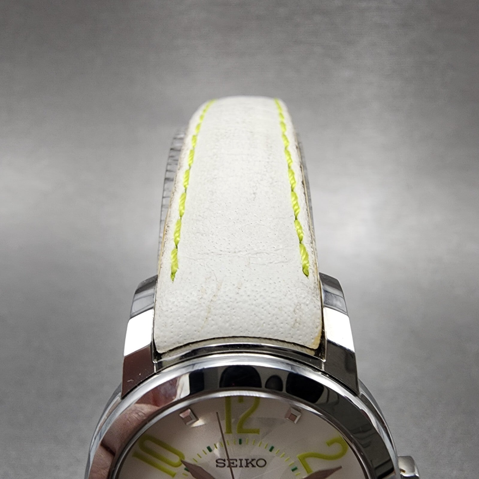 Seiko Lukia Watch Women 26mm White Dial Silver Tone Date 7n820ee0 New Battery4