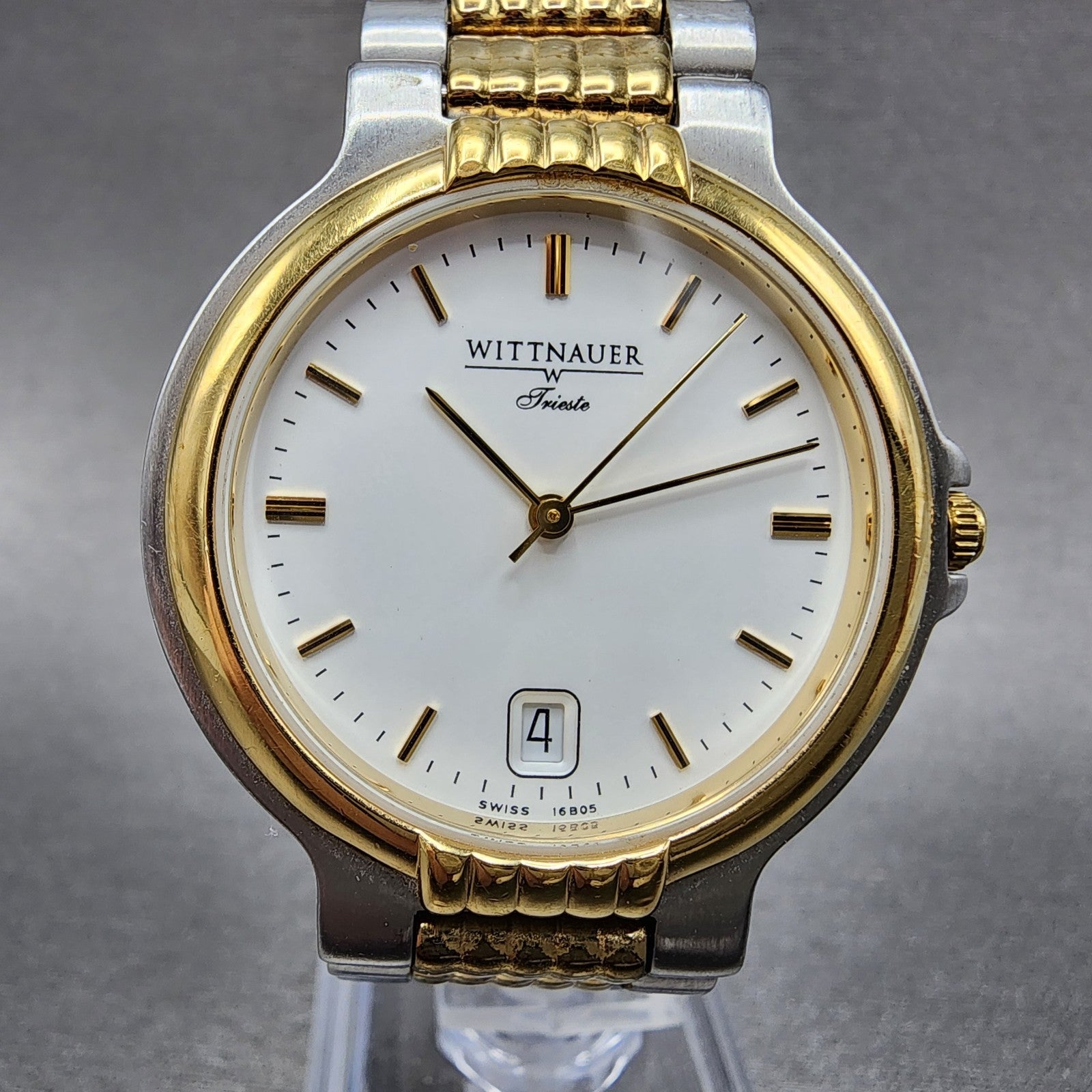 Wittnauer Trieste Watch Men 34m White Dial Two Tone Date Round New Battery0