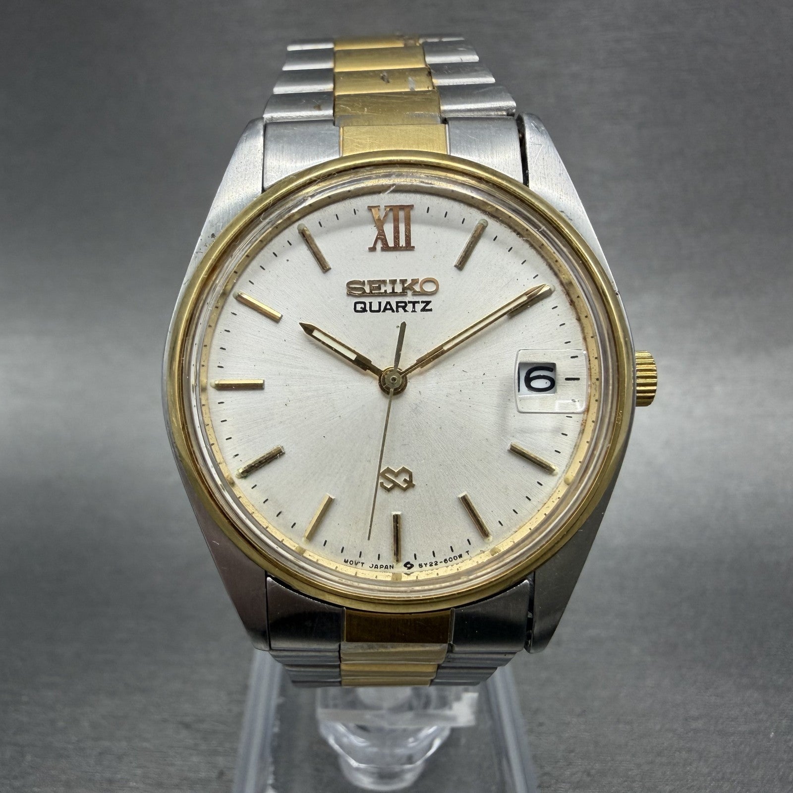 Seiko SQ Watch Men 33mm Silver Dial Two Tone Date 5y22-6009 New Battery0