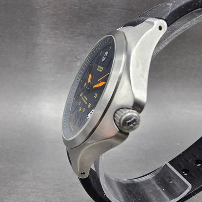 Victorinox Swiss Army Base Camp Watch Men 40mm Gray Dial Steel Date 241464 Runs2