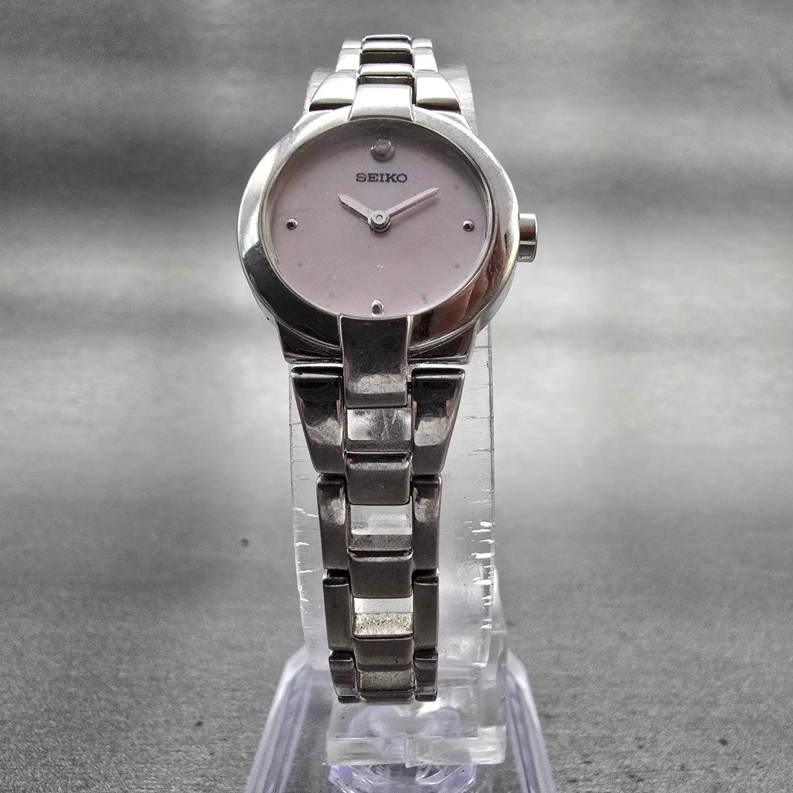 Seiko Watch Women 20mm Pink MOP Dial Silver Tone Round 1N00-0GM0 New Battery5