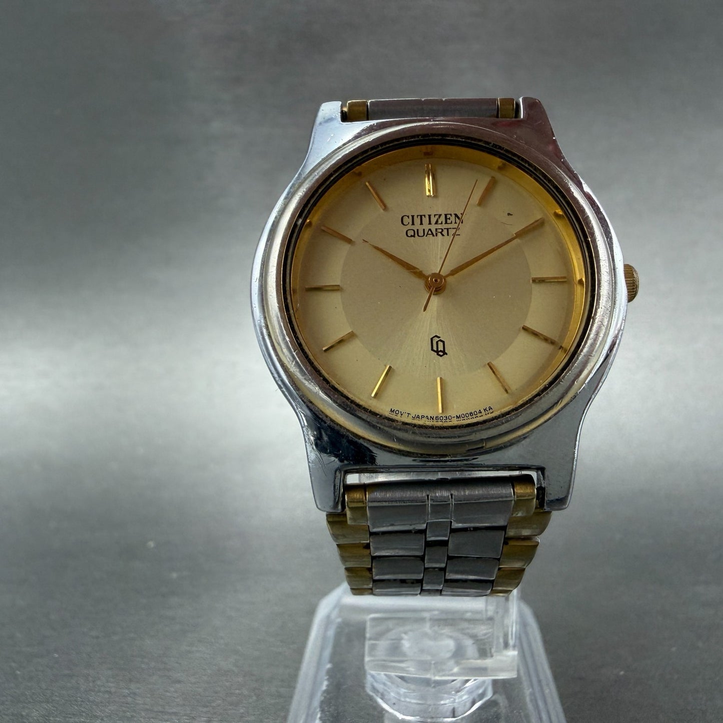 Citizen CQ Watch Unisex 33mm Champagne Dial Two Tone Round 6030-075099 New batt5