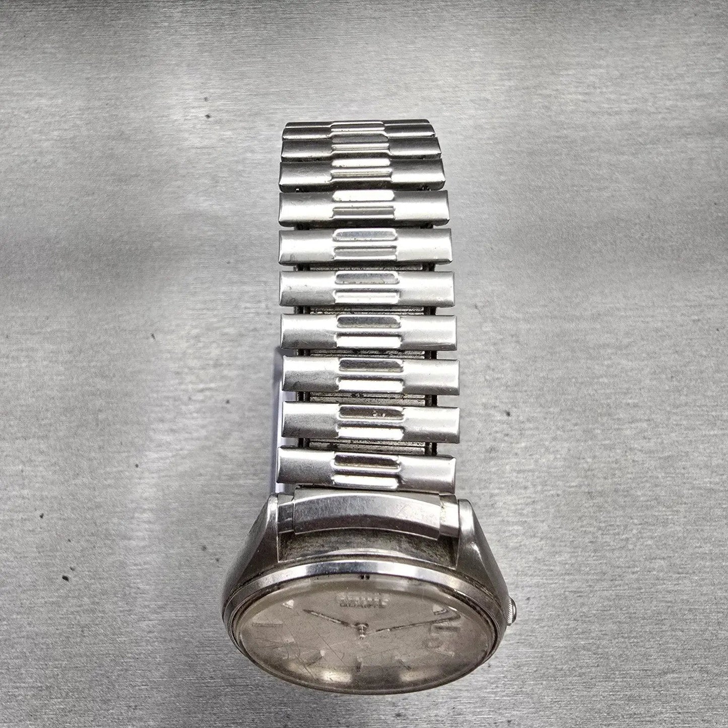 Seiko SQ Watch Men 35mm Silver Dial Silver Tone Date Round 8222-8029 New Battery4